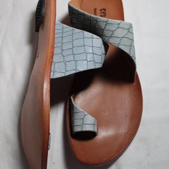 NWB CYDWOQ Cydney Mandel Hillary Blue Flats Sandals 41 - Picture 5 of 5